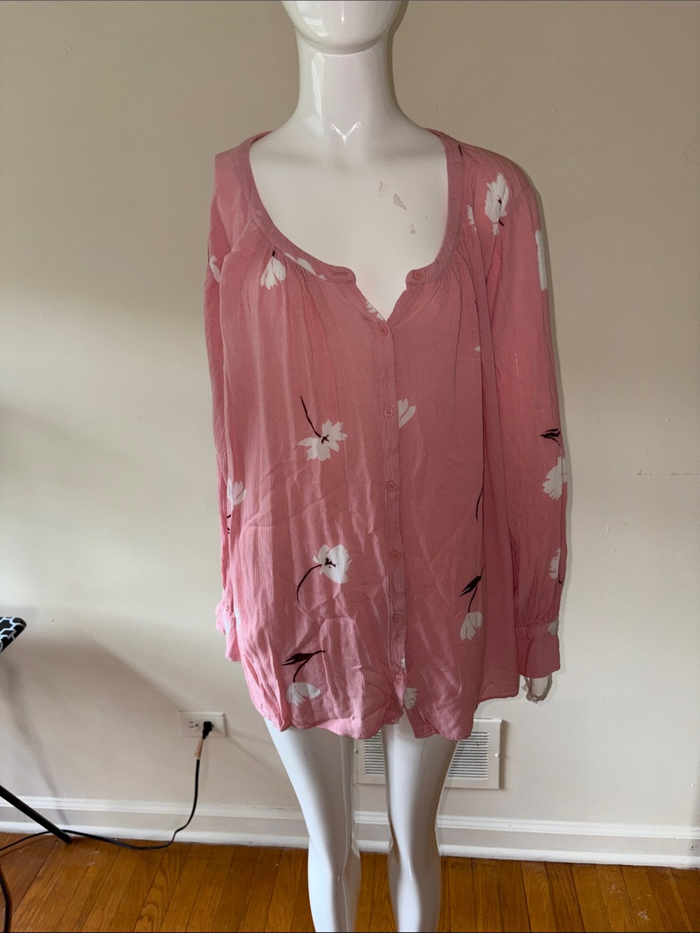 Anna Rose Pink Floral Button-Front Blouse